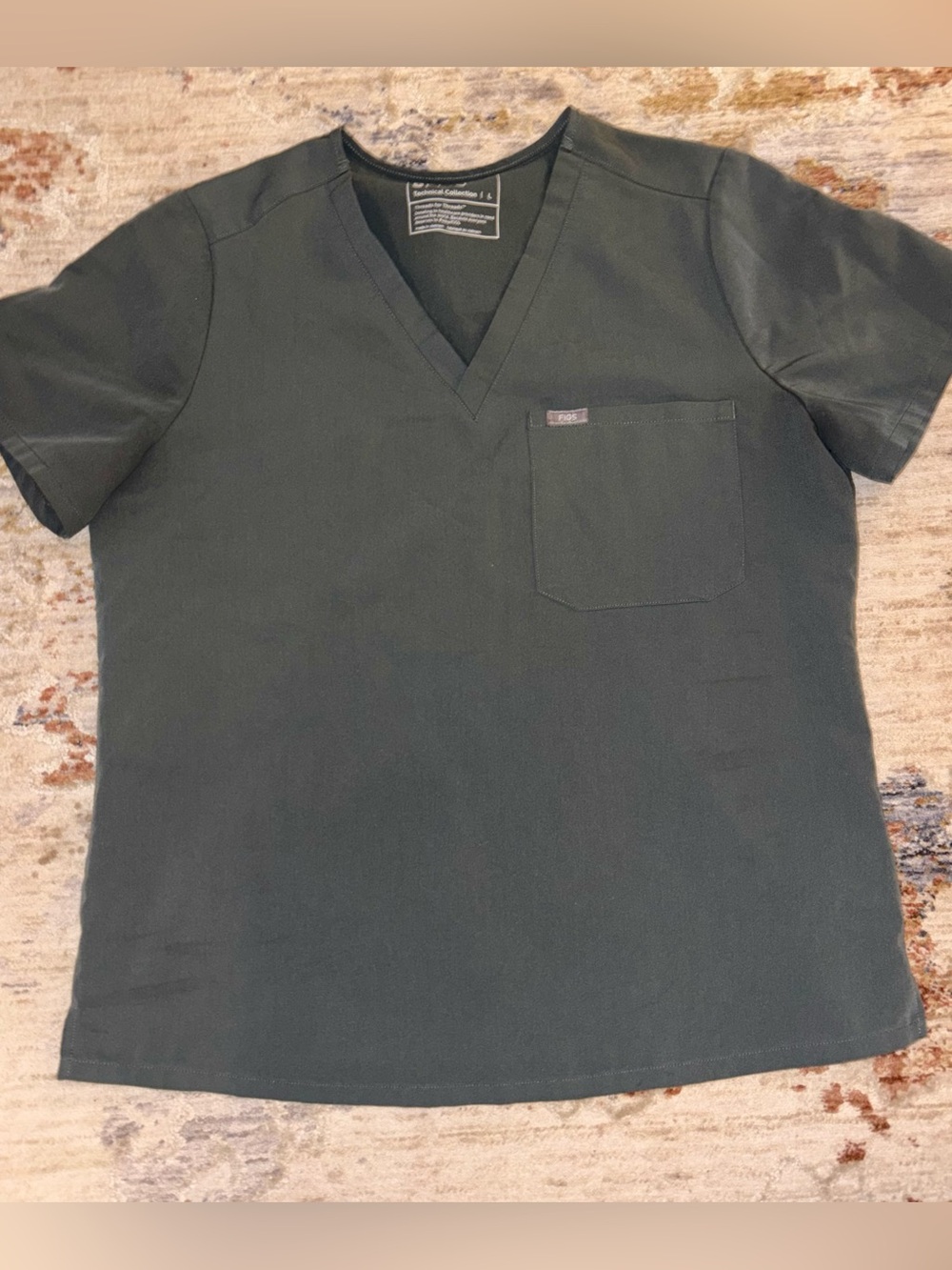Figs Bonsai Catarina Scrub Top